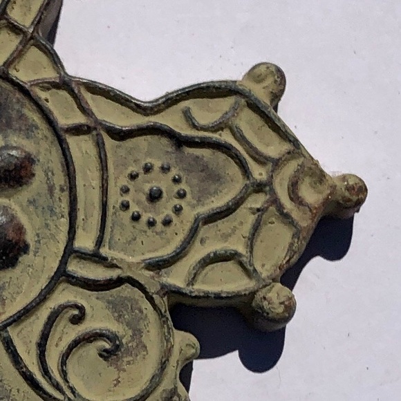 Large Ceramic Wall-Hanging Cross - Picture 5 of 6